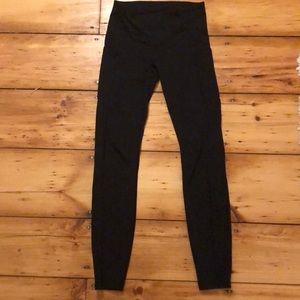 Extra Small lululemon black yoga pants